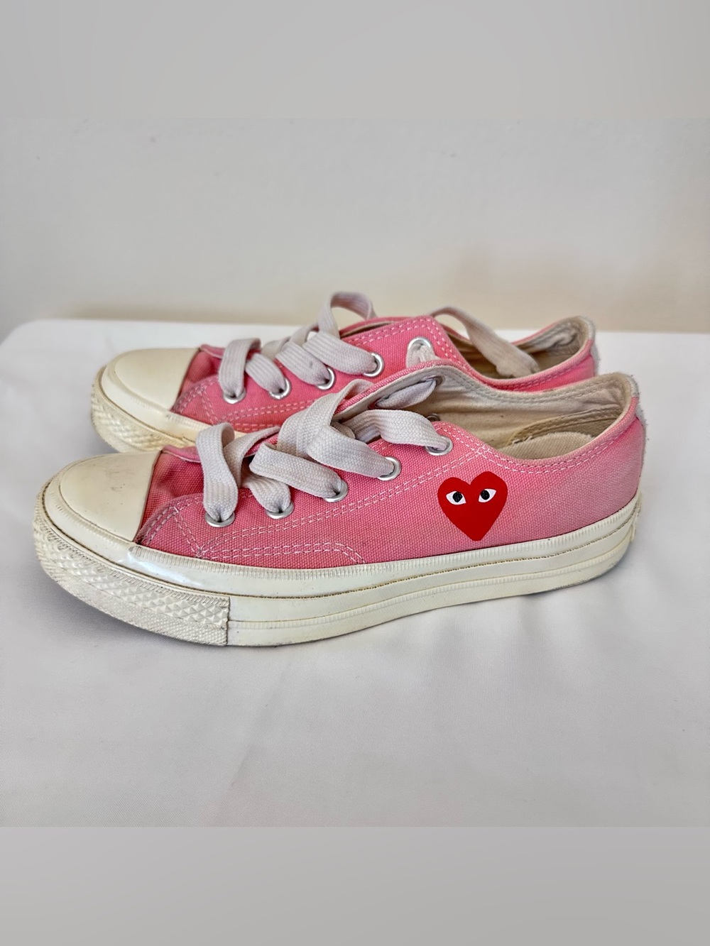 Size 3.5 - Converse Comme des Garçons PLAY x Chuck 70 Low Bright Pink